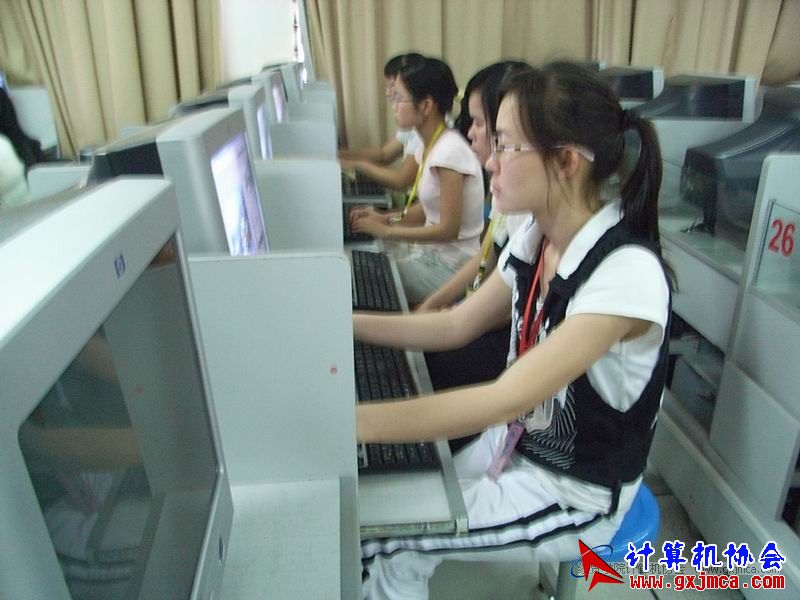 100421CAPX05.JPG