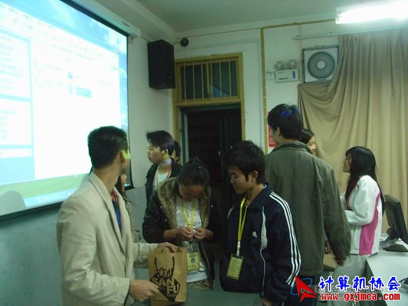 101218ca05.JPG