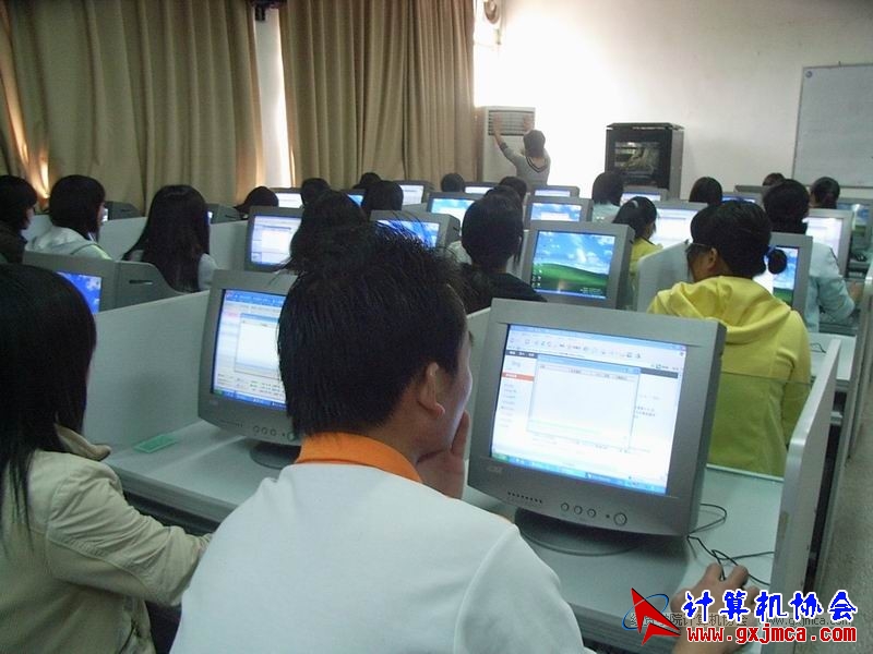 091202CAPX07.JPG