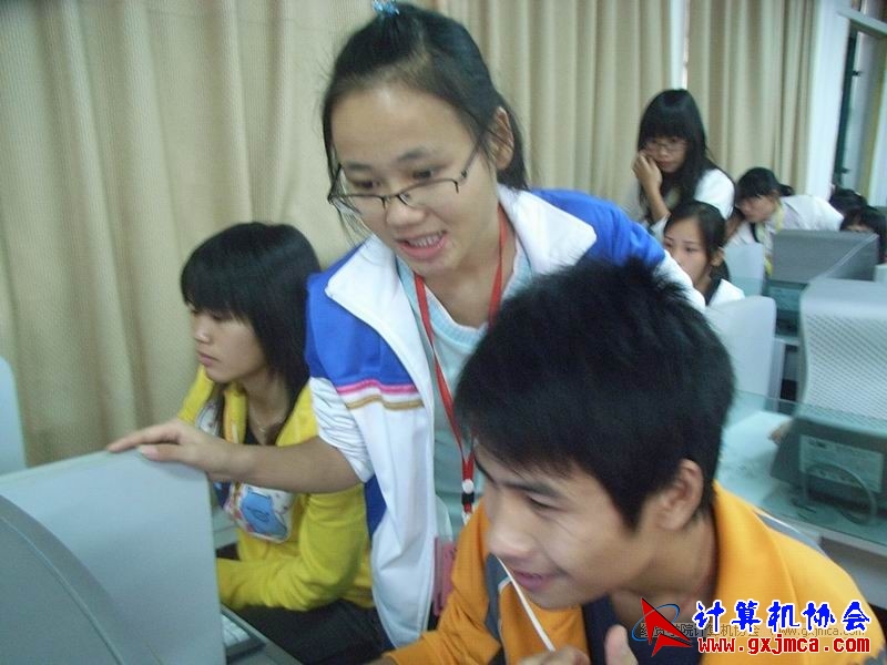 091202CAPX20.JPG