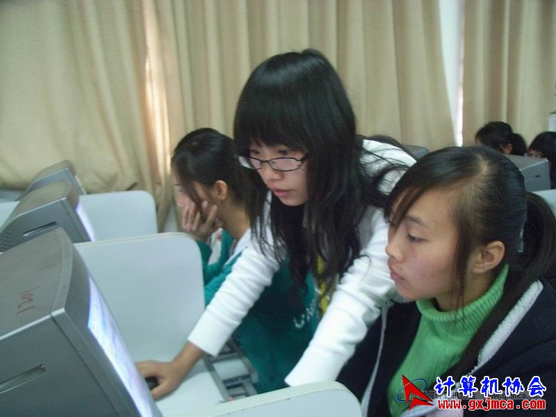 091202CAPX32.JPG