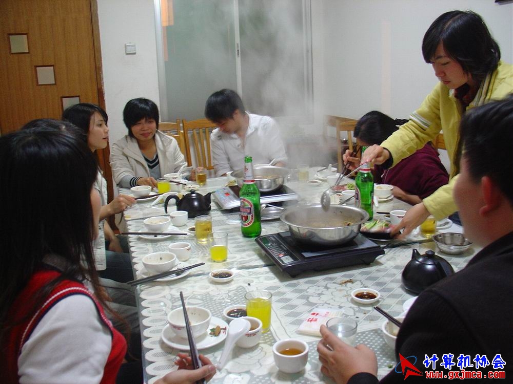 091206CAhg12.JPG