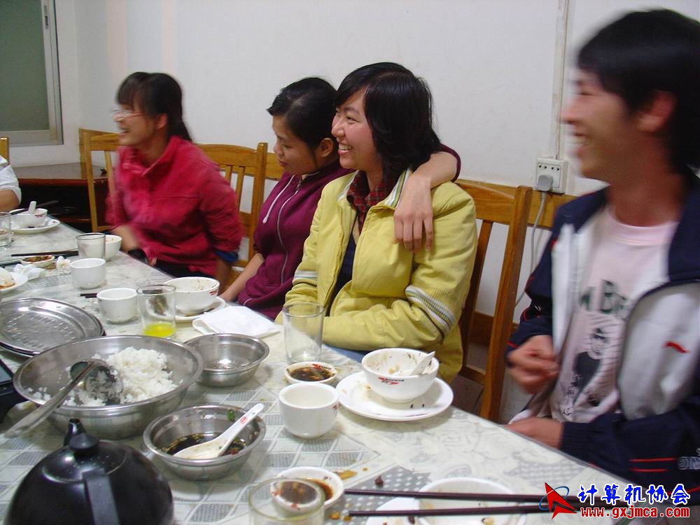 091206CAhg53.JPG