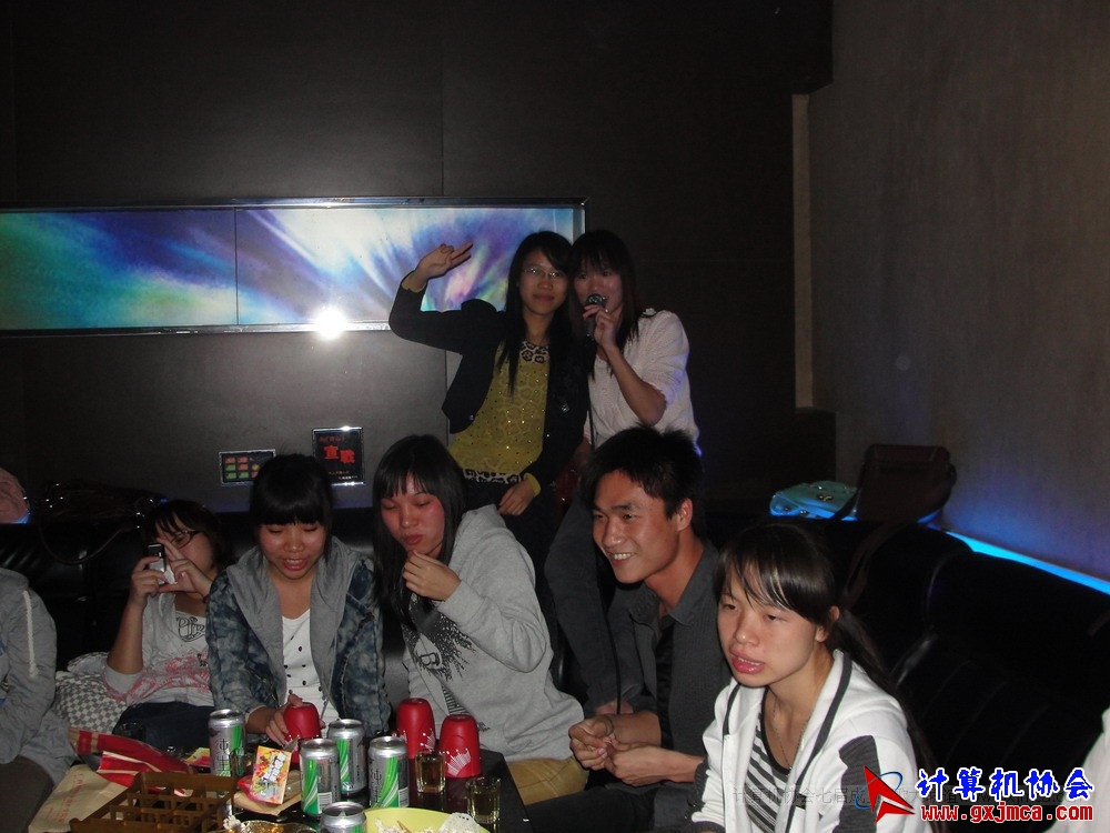 111115cakg076.JPG