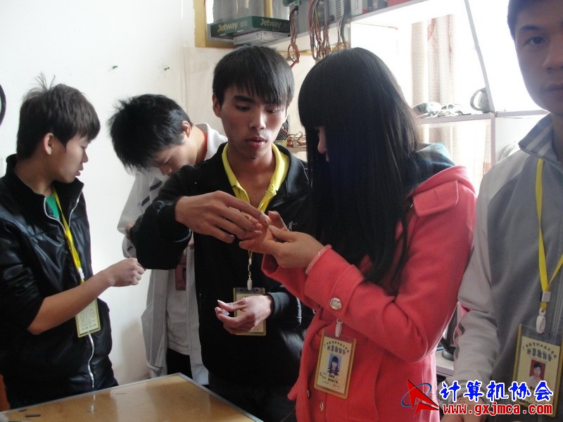 111212capx20.JPG