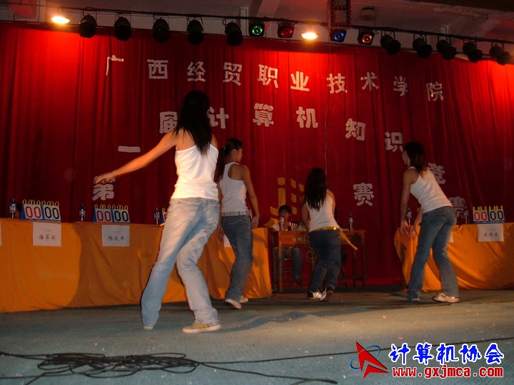 qinhong9005.JPG