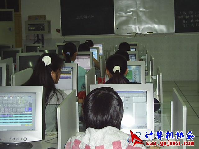 S2021217.JPG