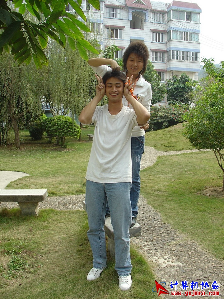 051202CA017.JPG