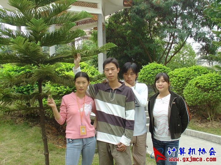051202CA040.JPG