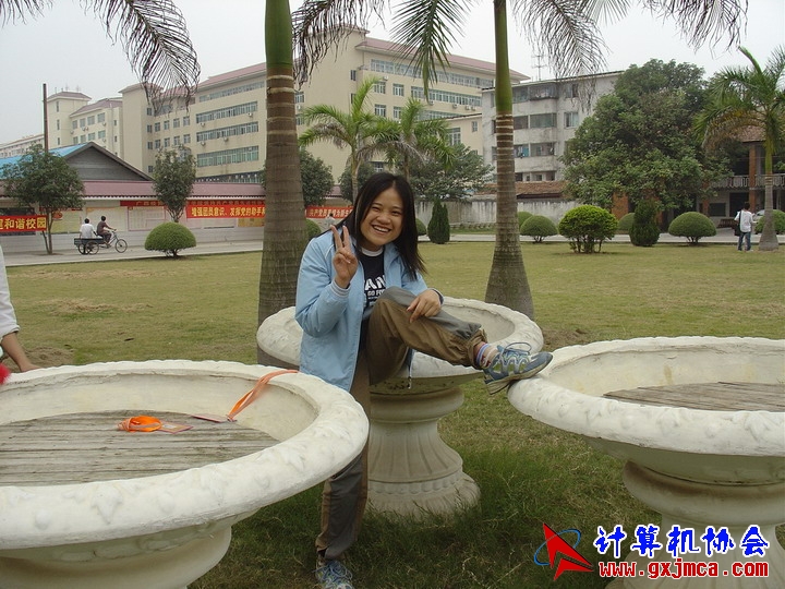 051202CA101.JPG