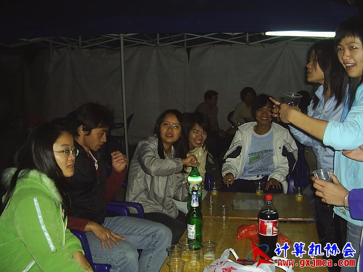 051202CA136.JPG