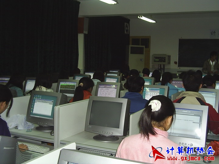 051214CA01.JPG