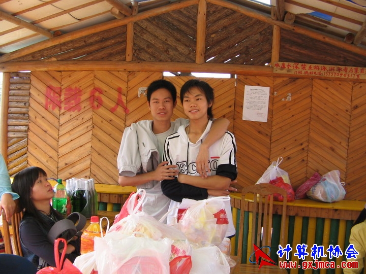 060514CA0050.jpg