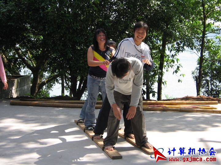 060514CA0372.jpg