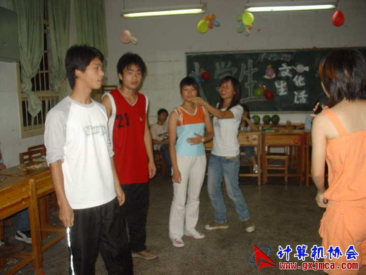 060601ET085.JPG