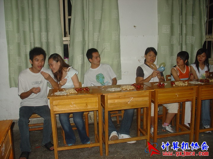 060601ET142.JPG