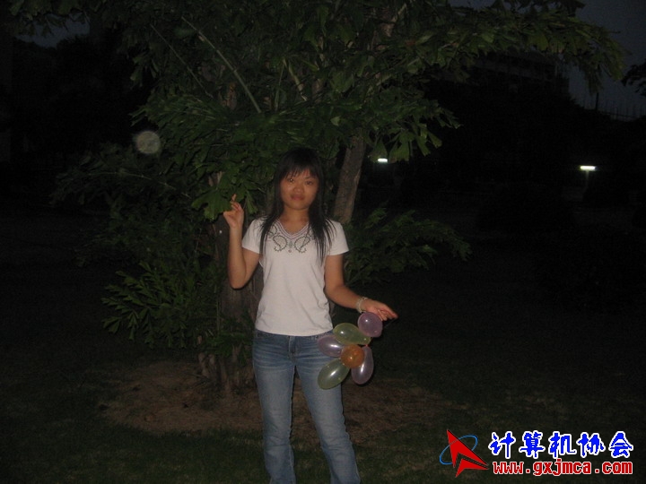 060601ET159.jpg
