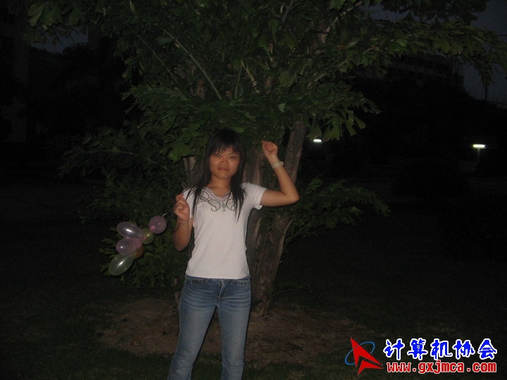 060601ET160.jpg