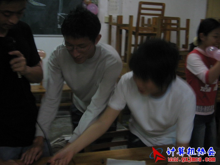 060601ET179.jpg