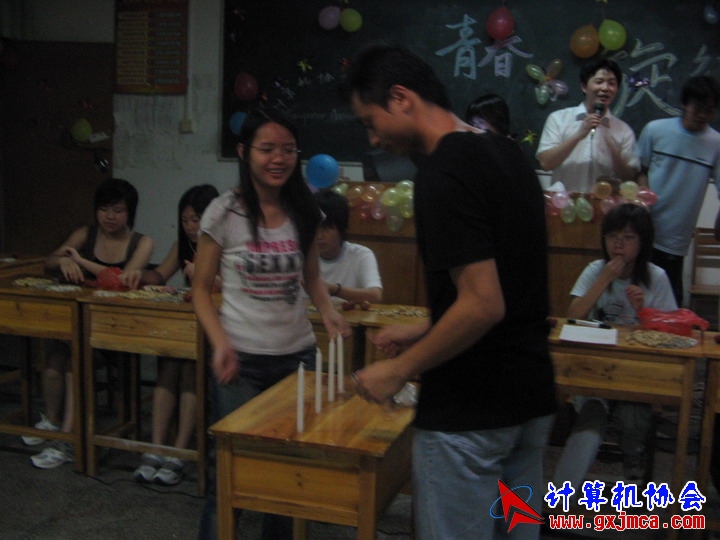 060601ET209.jpg