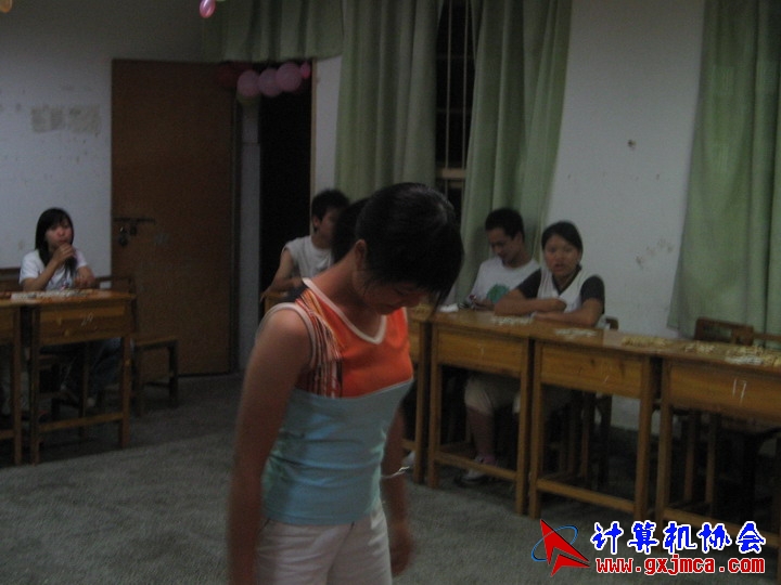 060601ET231.jpg