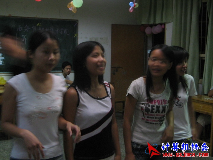 060601ET235.jpg