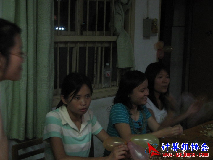 060601ET254.jpg