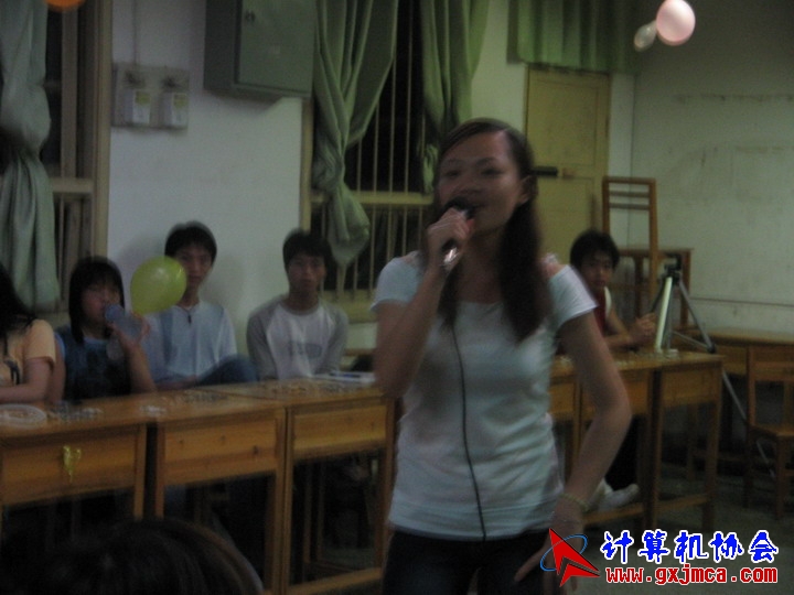 060601ET298.jpg