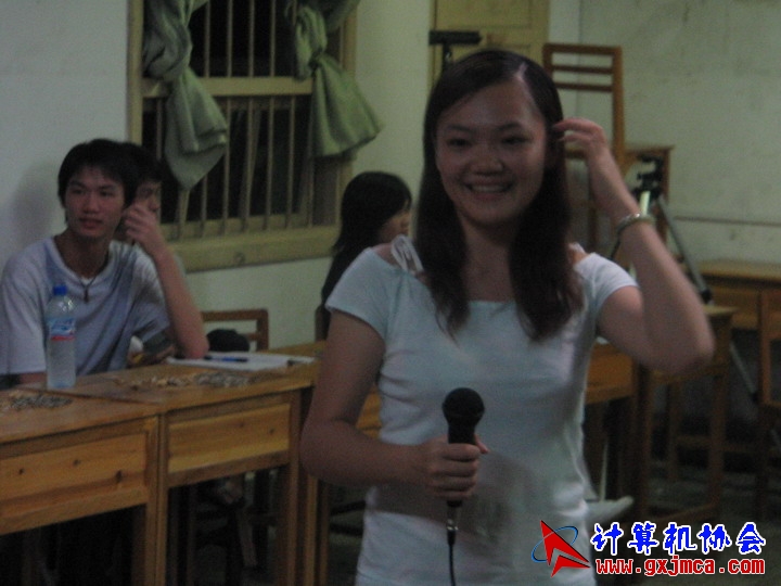 060601ET301.jpg