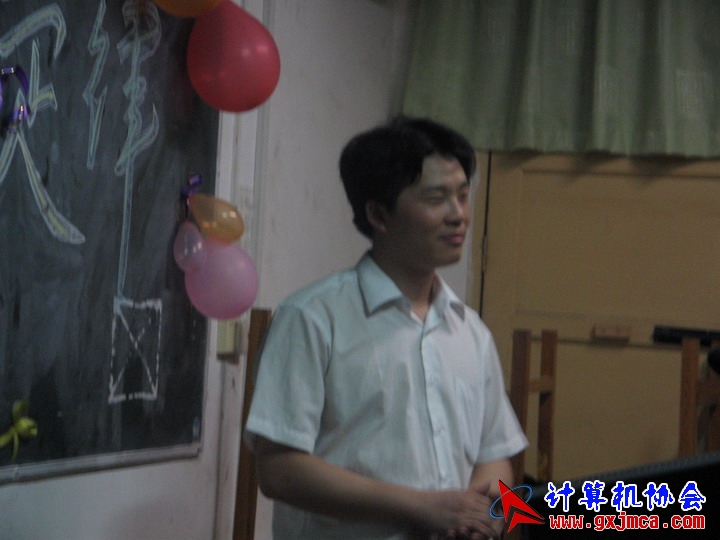 060601ET305.jpg