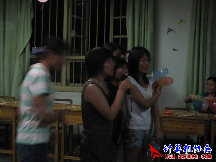 060601ET313.jpg
