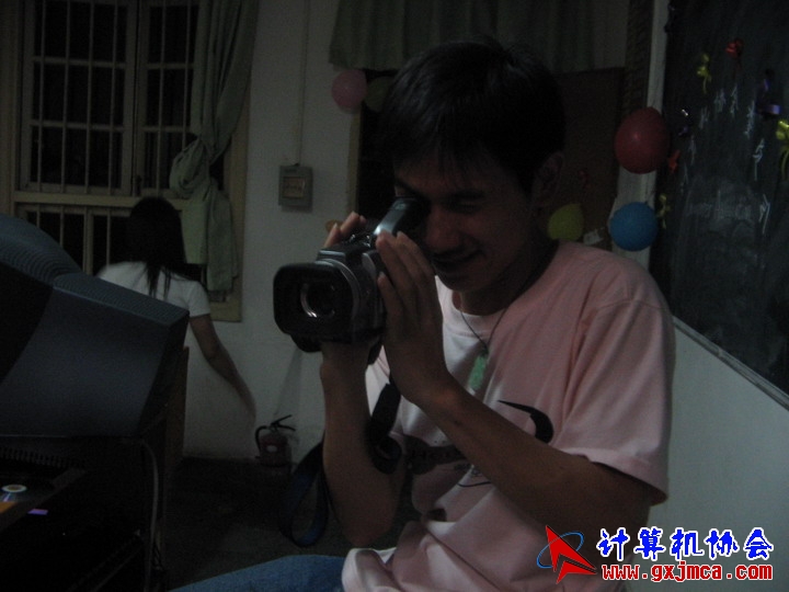060601ET319.jpg