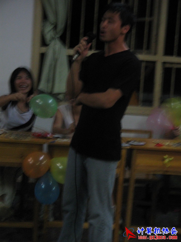 060601ET325.jpg