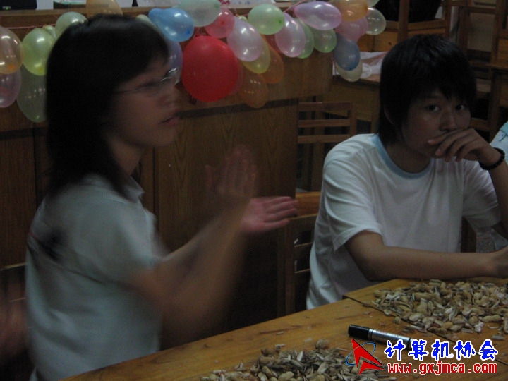 060601ET328.jpg