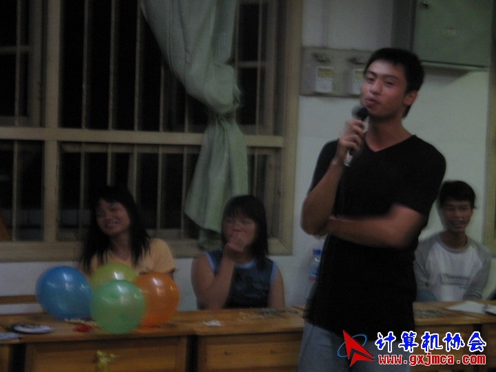 060601ET330.jpg