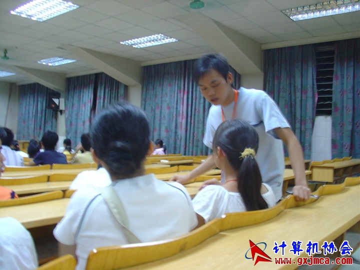 061101CA75.JPG