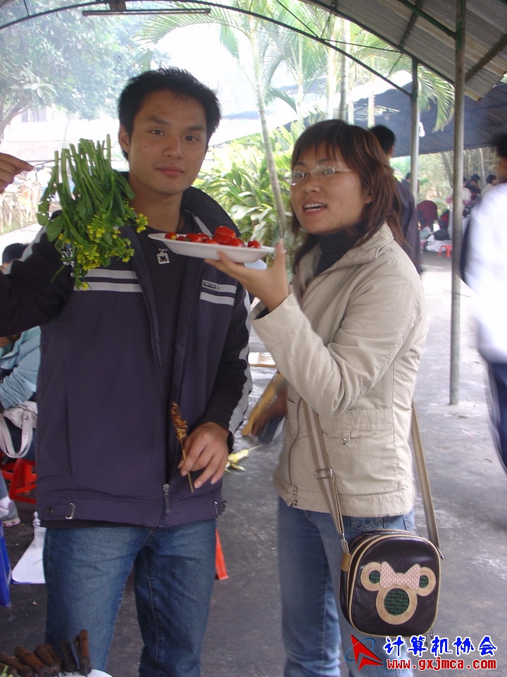 061203SKD717.JPG