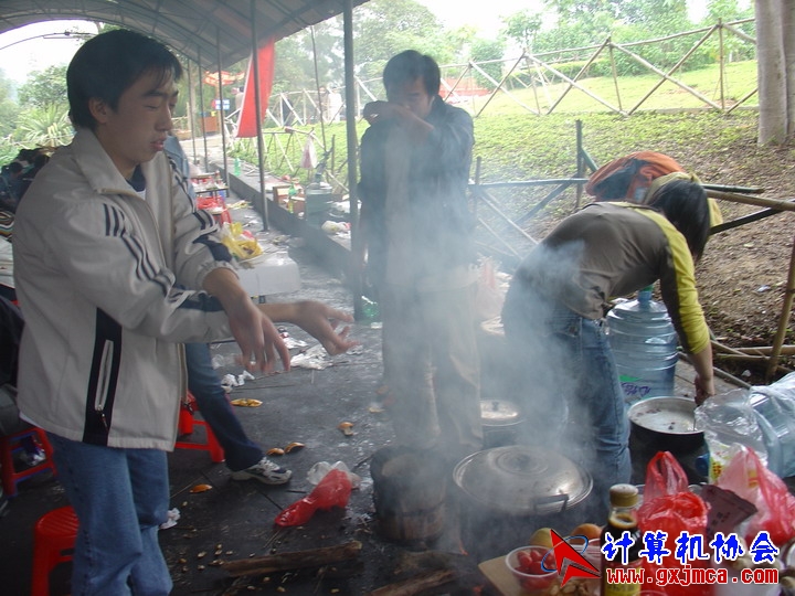 061203SKD727.JPG