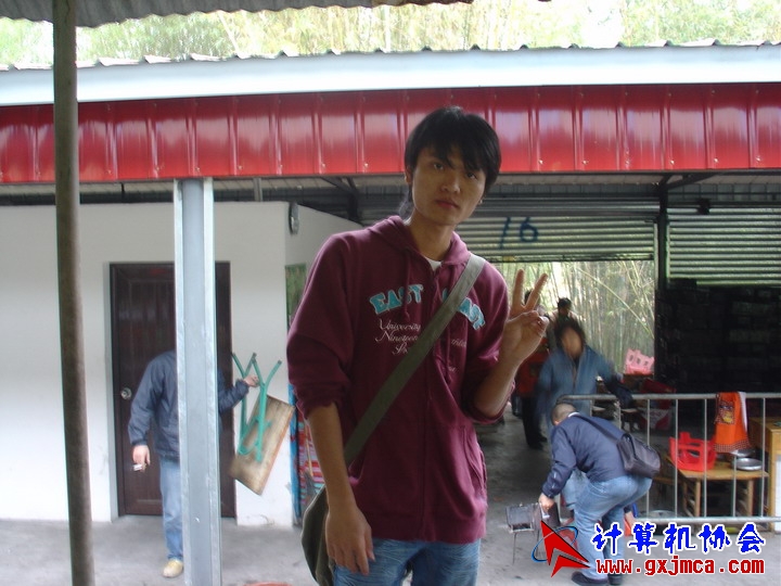061203SKD889.JPG