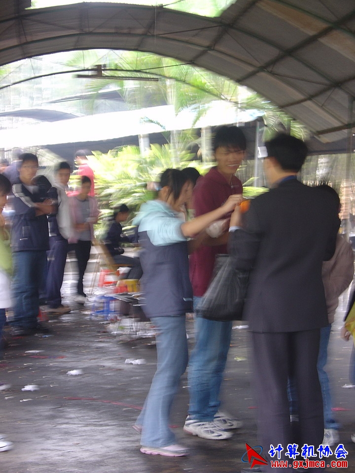 061203SKD886.JPG