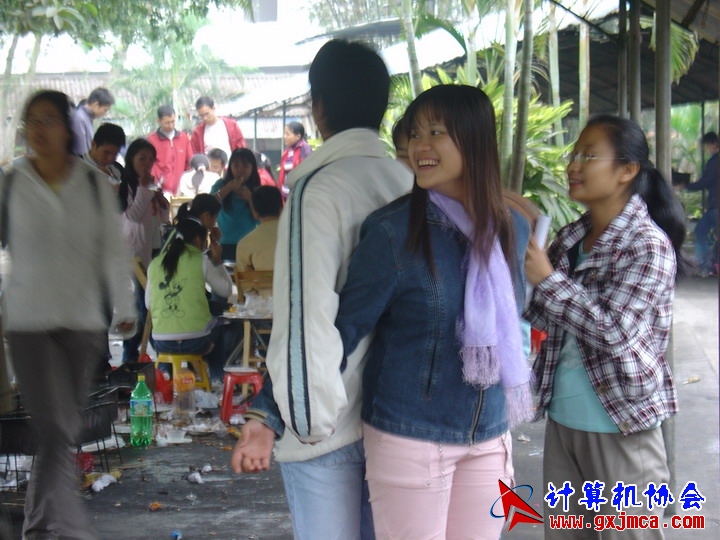 061203SKD892.JPG