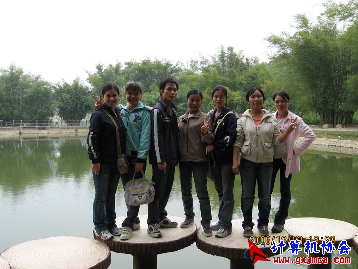 061203SKE1145.JPG