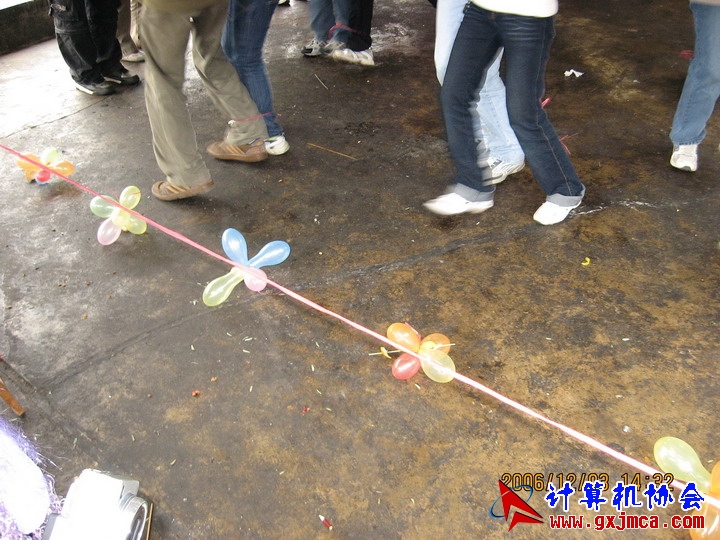 061203SKE1246.JPG