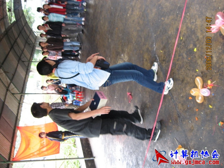 061203SKE1272.JPG
