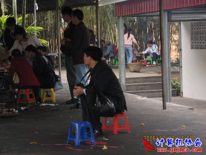 061203SKE1283.JPG