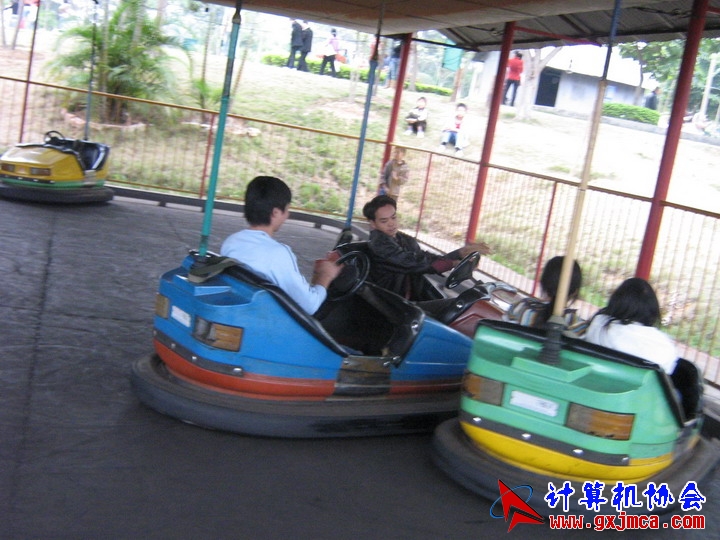 061203SKF1379.jpg