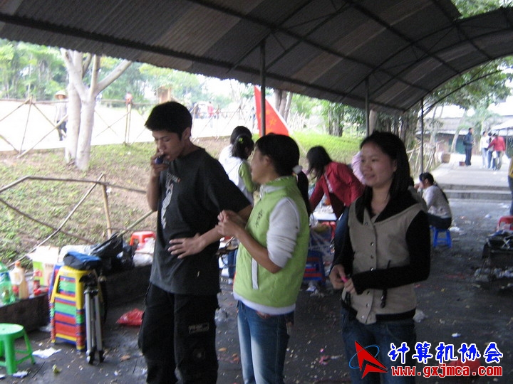 061203SKF1417.jpg
