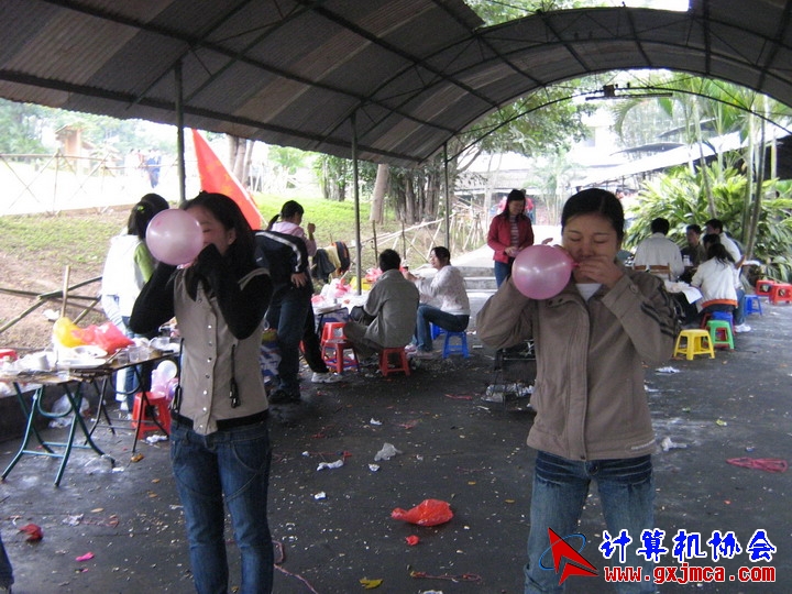 061203SKF1422.jpg