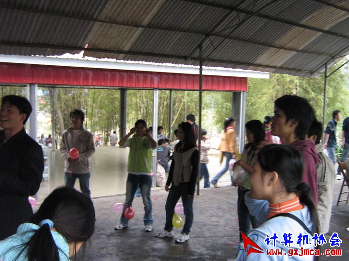 061203SKF1439.jpg