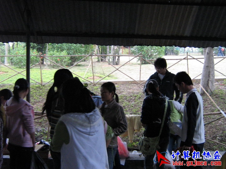 061203SKF1465.jpg